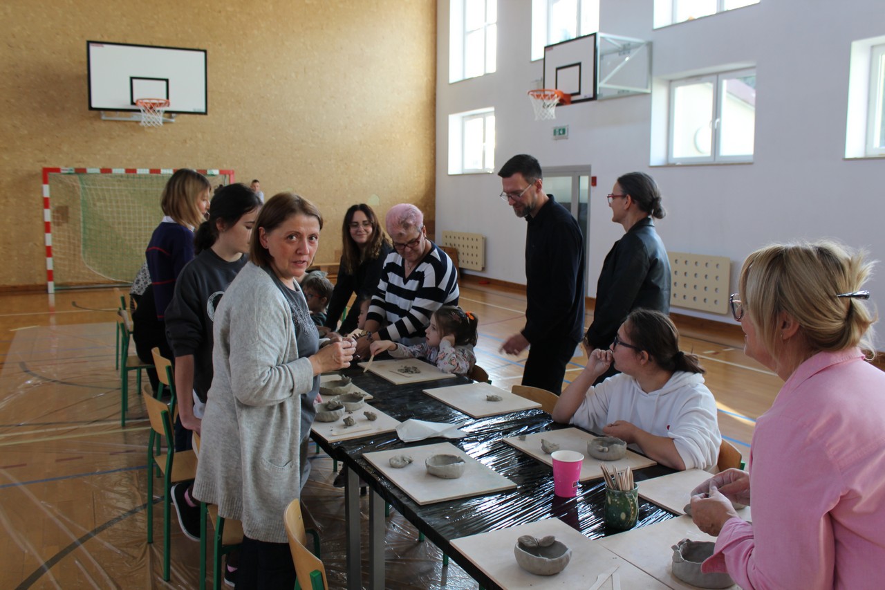 Warsztaty ceramiczne w SOSW Brzozów